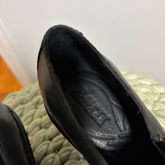 Born Elliot Black Leather Zipper Comfort Clog Ankle Booties NWT - Picture 8 of 8